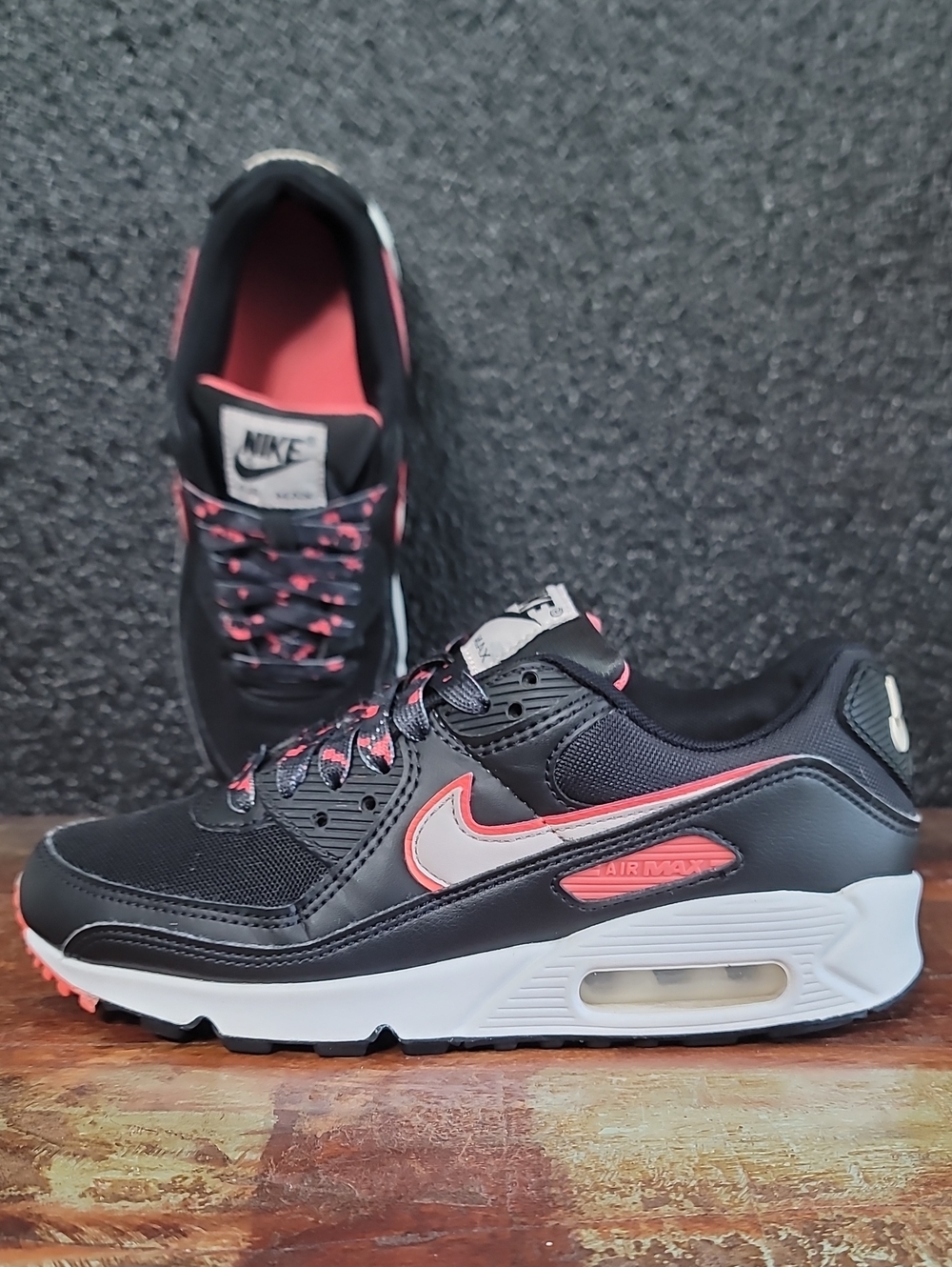 🔥 Nike Air Max 90 "Light Soft Pink Black" Wmns 7 Great Condition Fast Shipping - Picture 3 of 12